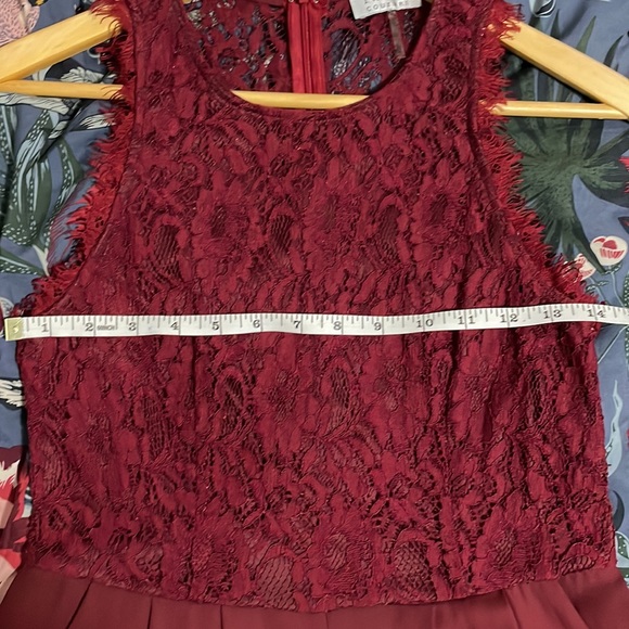 EUC Burgundy Lace romper - Picture 4 of 8